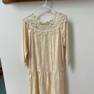 VINTAGE JESSICA MCCLINTOCK SILK DRESS